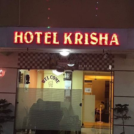 Hotel Krisha Daman Eksteriør bilde