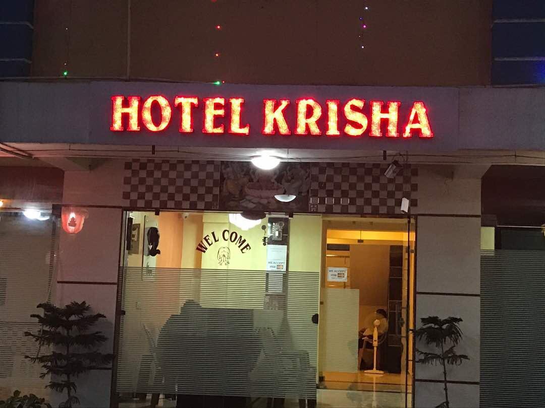 Hotel Krisha Daman Eksteriør bilde